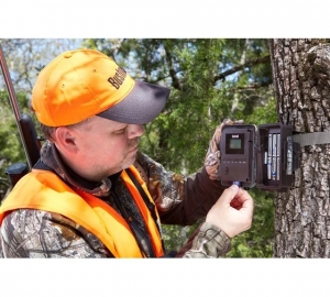 Камера-фотоловушка 14MP Bushnell Outdoor Products TROPHY CAM AGGRESOR HD, BROWN LOW GLOW