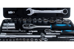 Набор инструмента 82 предмета 1/2" 1/4"DR, CrV AUTOVIRAZH